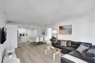 Gorgeous Ocean View 3BD Condo in Beachfront Resort 907 - Miami Beach - 3