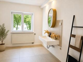 OG1 R City Wohnung mit Balkon 15min bis Salzburg - 1