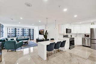 Modern 2BR 2BA Condo, Steps to Beach and Resort Amenities 1411 - 3