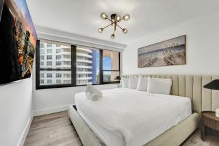 Cozy Oceanfront Beach Service 917 - 9