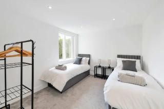 2 Bedroom Addenbrookes Apartment - 5
