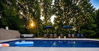 Pool l 2 Game RoomsTheaterGolf sim l Sleeps 16 - 9