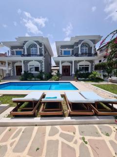 Little Linda's villa - 0