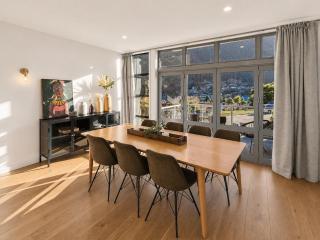 Central Alpine Retreat Hallenstein St - 9