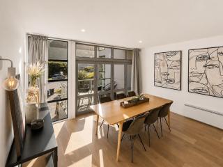 Central Alpine Retreat Hallenstein St - 4
