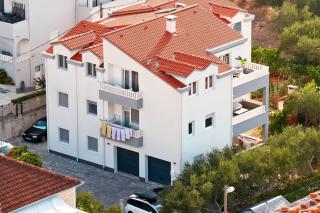 Apartments by the sea Slatine, Ciovo - 27947 - 3
