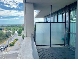 Lakefront Toronto Condo - 1