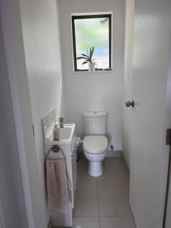 4 Bed rooms Fully furnished, Spacious Living Area - 8