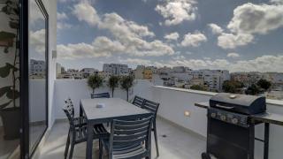 STJ006-Luxury St Julian's 3Bdr Penthouse Bbq Terrace - 9