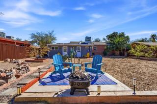Bright Desert Retreat Pet Friendly - 9