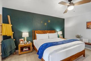 Bright Desert Retreat Pet Friendly - 5