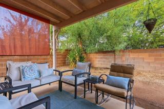 Bright & Spacious Family Retreat - 4