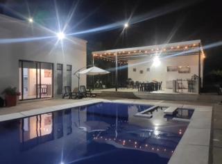 Espectacular Casa con Piscina - 9