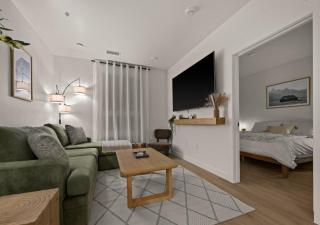 Downtown SLC 2BR Pool Sauna Parking - 7