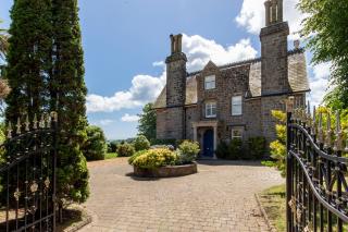 Coedrath Manor - Swim Spa Sea Views - 0