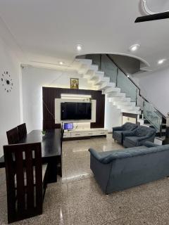 6 Bedroom Manor in Phagwara - 0
