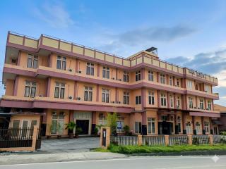 Fujita Papua Hotel - 0