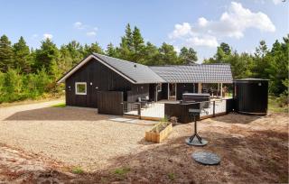 Beautiful Home In Blåvand With Sauna - 0