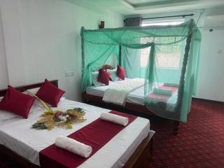 Amore Beach Resort - 5