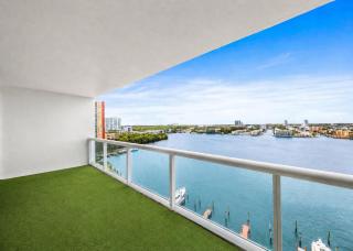 Modern 2 bd apartment in Sunny Isles Beach - 5
