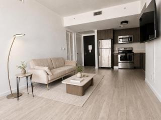 Downtown Miami Biscayne Bayside Condo Near Miami Beach - 6