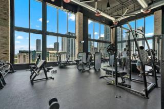 Downtown Miami Biscayne Bayside Condo Near Miami Beach - 1