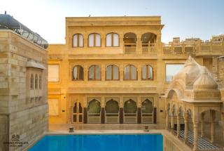 Hotel Grand Khalifa - 9