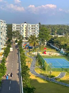 Negombo Airport Villa with Swimming Pool, Parks and Breakfast - 2