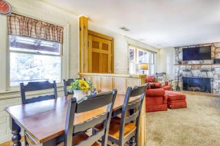 Charming cabin with fireplace & great deck - near golf trails ski resor & town - 0