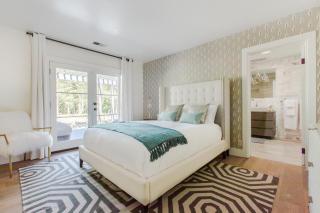 Private Vineyard Stay in Napa Valley - 4