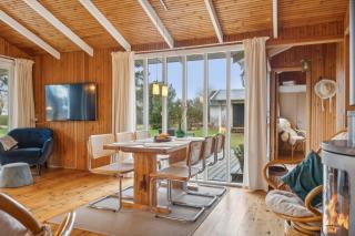 Idyllic Family Summer House 75 Meters From Coast - 2