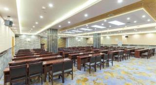Vienna Hotel Shanxi Datong High-Speed Railway Station Wanda Plaza - 4