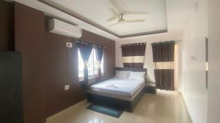 Hotel O Ghosh - 6