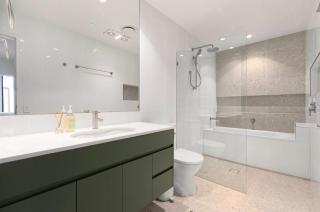 Bokarina Beach Apartments, an Ascend Collection Hotel - 1