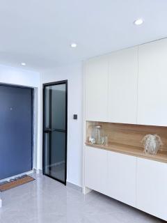 Luxury 2 Bed Apartment-Gym Pool and Rooftop View - 6
