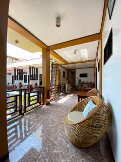 Devayn's Inn - 5
