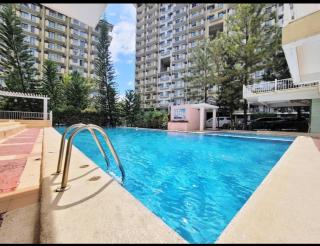 Tranquil 2-Bedroom Apartment with Shared Pool in Davao City - 6