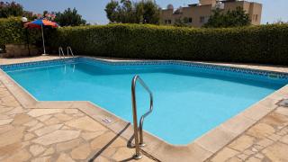 Peaceful Townhouse On A Quiet Complex With Lovely Shared Pool - 0