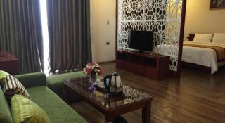 Phoenix Hotel 3 - 4