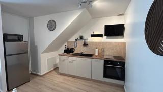 Le Saint Lubin - Vatan Cozy Apartment - 9