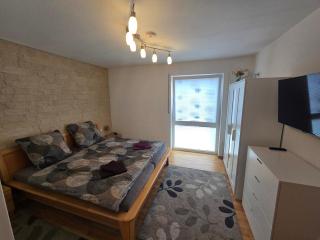 Hochwertige 3 Zimmer Erdgeschosswohnung - 8