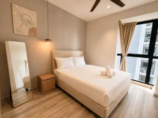Playground Heaven 3BR unit Southkey Mosaic - 4
