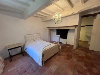 Cosy French Countryside Retreat - 3