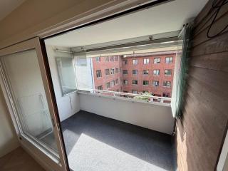 Modern and centrally located apartment with 2 bedrooms and a garage space with EV charger - 2