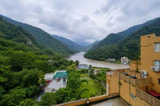 ALOHA On The Ganges 2BHK Ganga Facing 424 - 9