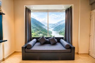 ALOHA On The Ganges 2BHK Ganga Facing 424 - 6