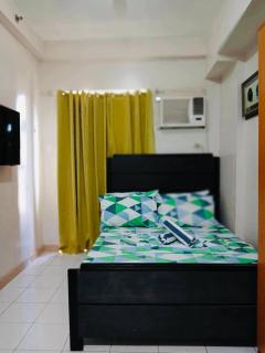Tranquil Studio Retreat with Shared Pool in Davao City - 7