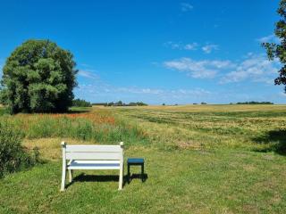 A peaceful retreat close to nature, the coast, and culture - 1