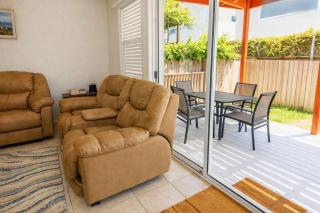 3BR Townhome Steps to Beach New Remodel SPI - 7