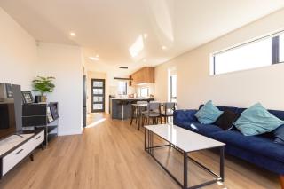 Brand New 2Bed2Bath By Playground Near Town Centre - 3